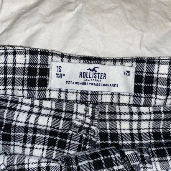 Hollister pants - Picture 2 of 3